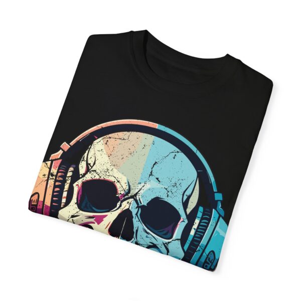 Vibrant Skull Headphones Unisex T-Shirt