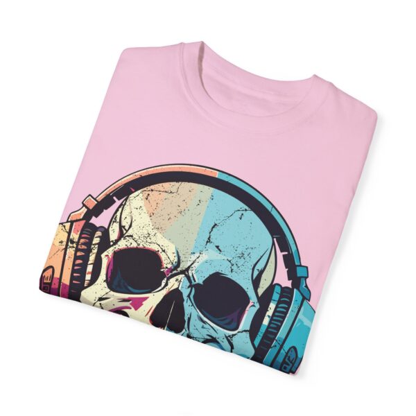 Vibrant Skull Headphones Unisex T-Shirt